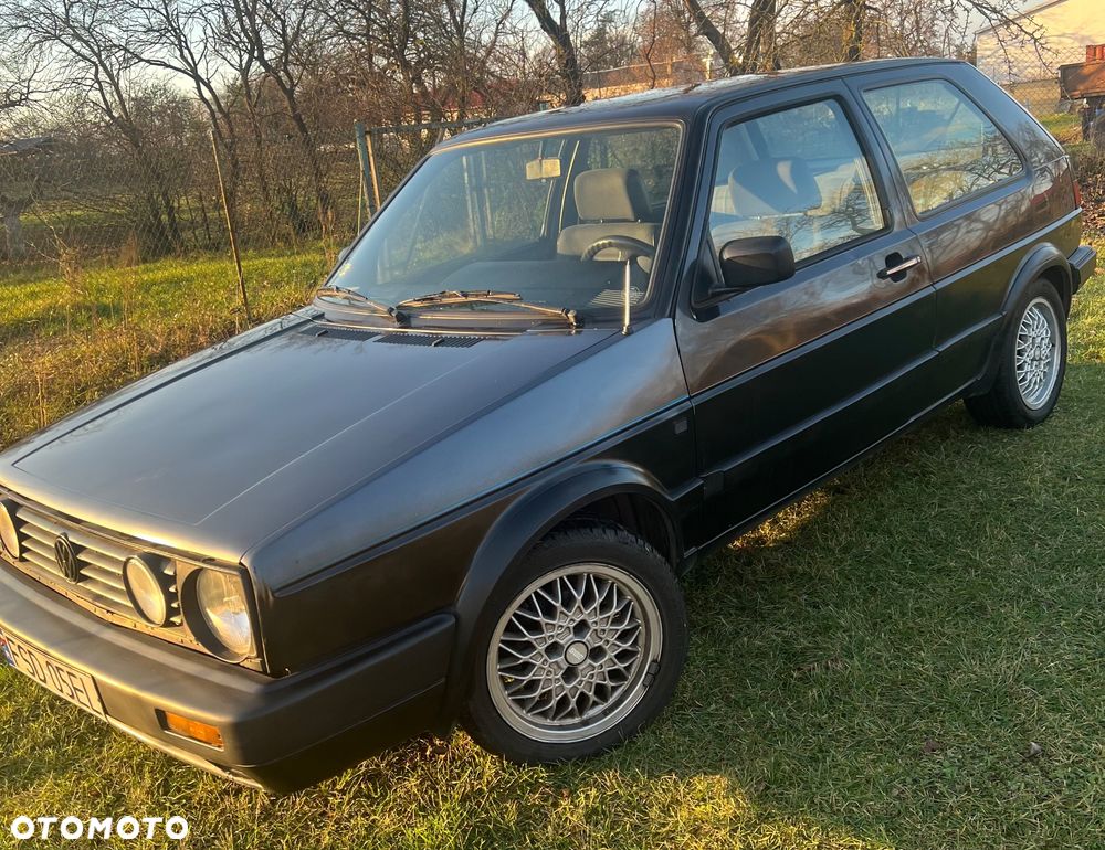 Volkswagen Golf - 16
