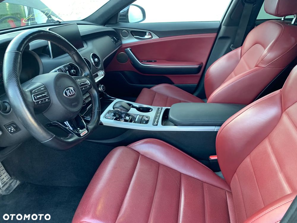 Kia Stinger 3.3 T-GDI AWD OPF GT - 14