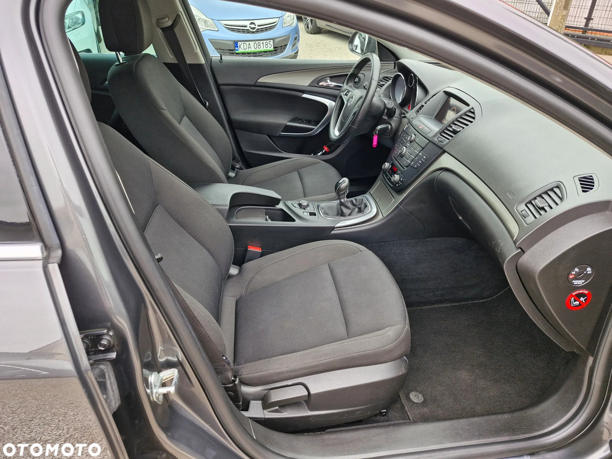 Opel Insignia - 23