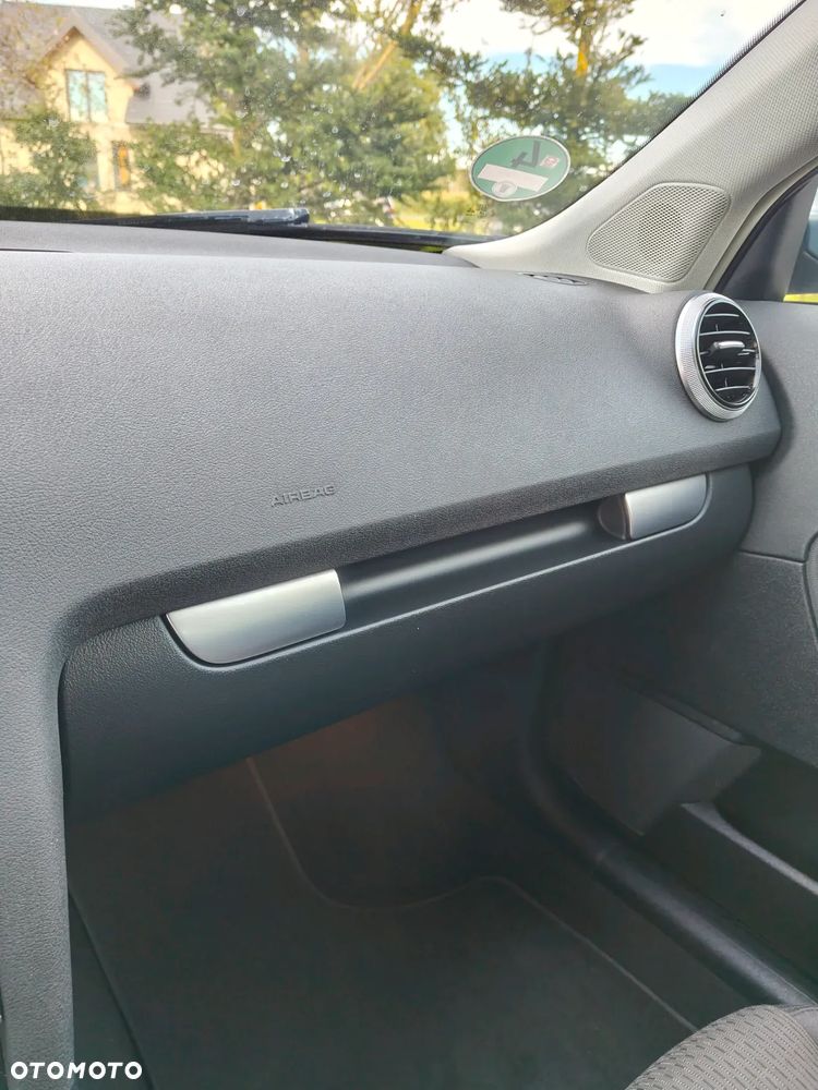 Audi A3 Sportback 1.4 TFSI Ambiente - 10