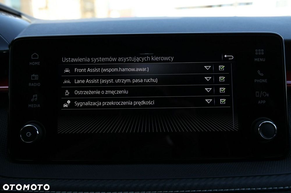 Skoda Fabia 1.5 TSI Monte Carlo DSG - 35