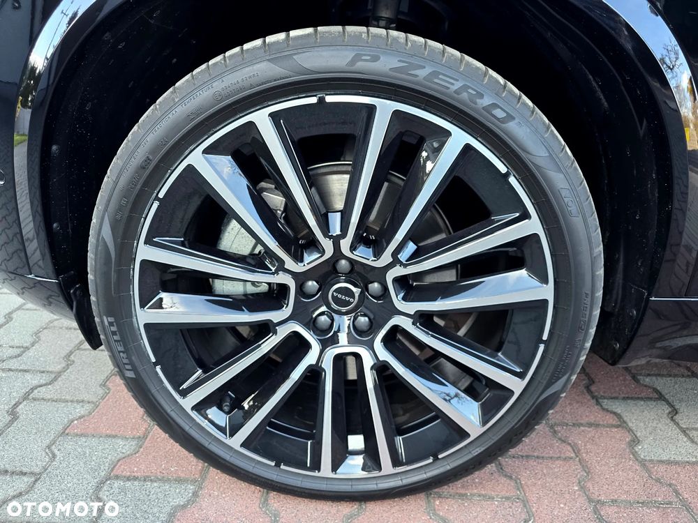 Volvo XC 90 T8 AWD Plug-In Hybrid Ultra Dark 7os - 40