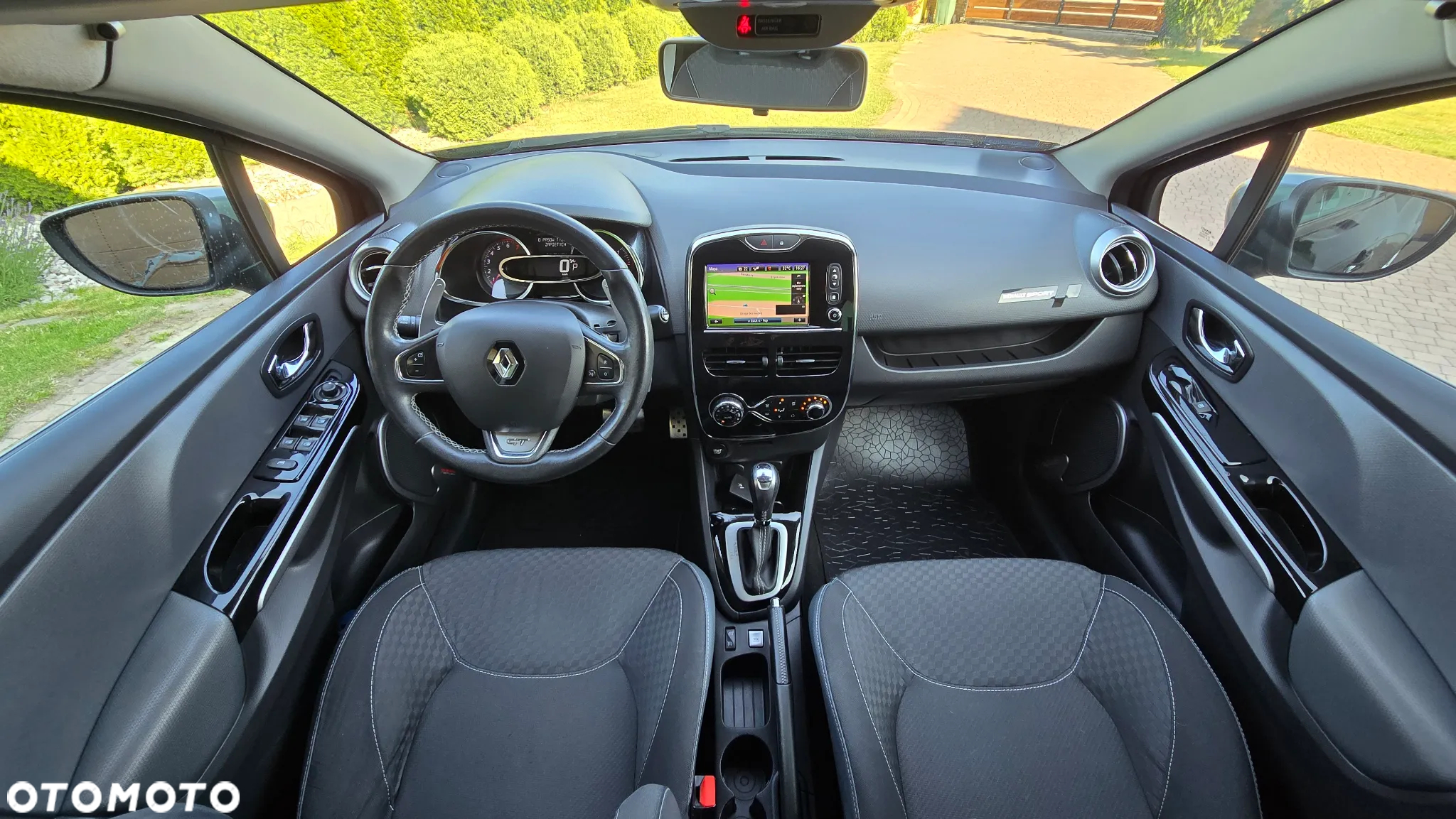 Renault Clio Grandtour TCe 120 EDC GT - 31
