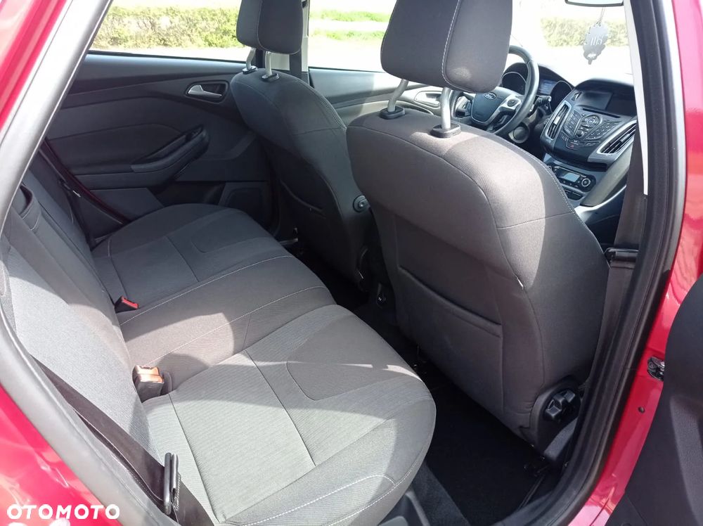 Ford Focus - 8