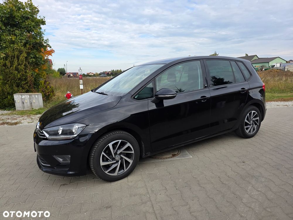 Volkswagen Golf Sportsvan 2017 photo 2