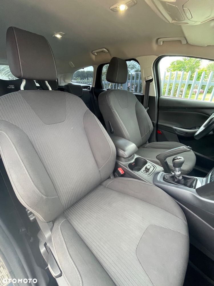 Ford Focus 1.6 EcoBoost Titanium - 10