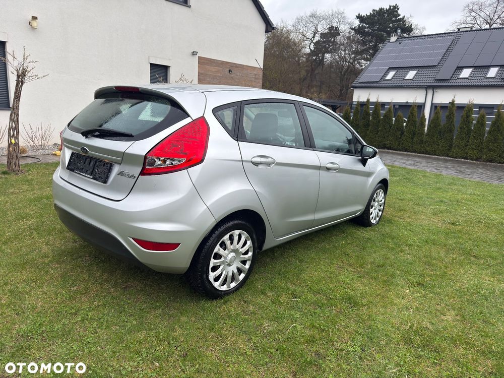 Ford Fiesta 1.25 Champions Edition - 3