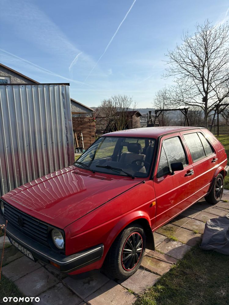 Volkswagen Golf 1.3 - 1