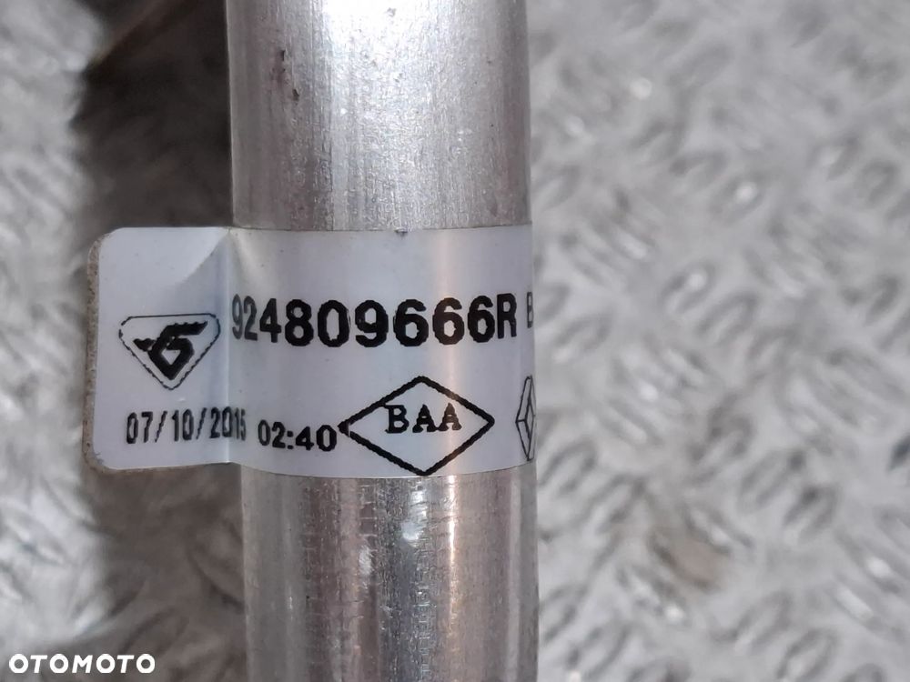 Przewód wąż klimatyzacji Renault Captur I 1,2 nr 924809666R - 2