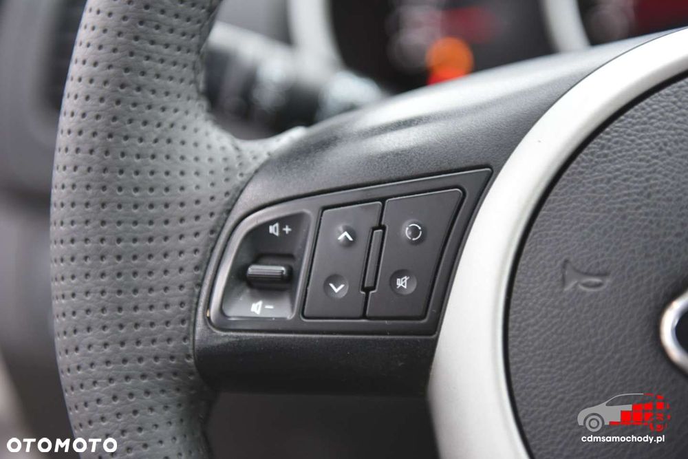 Kia Venga - 28