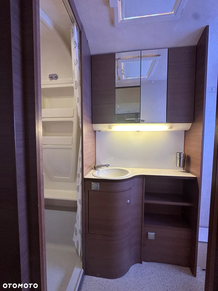 Adria ADIVA 513 LT z ALDE, napędem i przedsionkiem Isabella. - 18