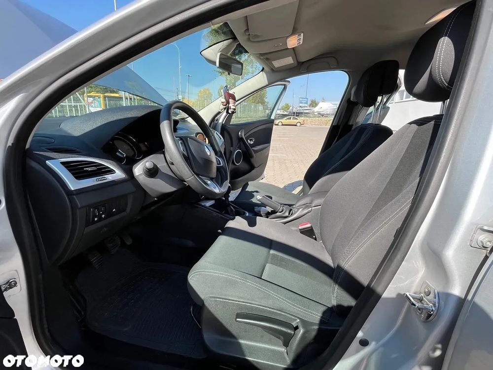 Renault Megane - 11