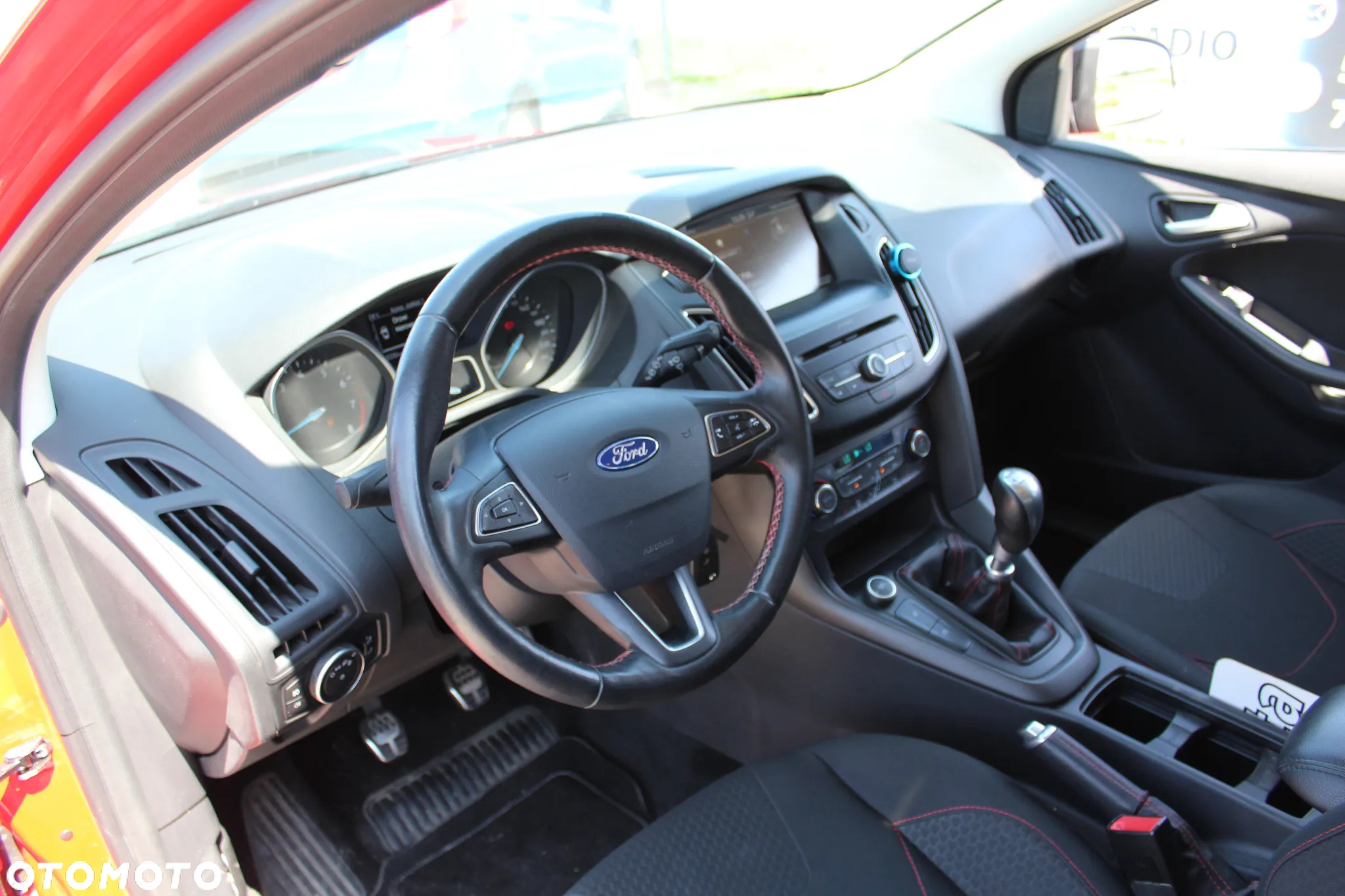 Ford Focus 1.5 EcoBoost Start-Stopp-System ST-LINE - 13