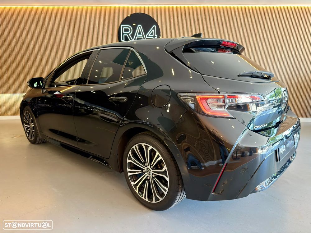 Toyota Corolla 1.8 Hybrid Exclusive - 9