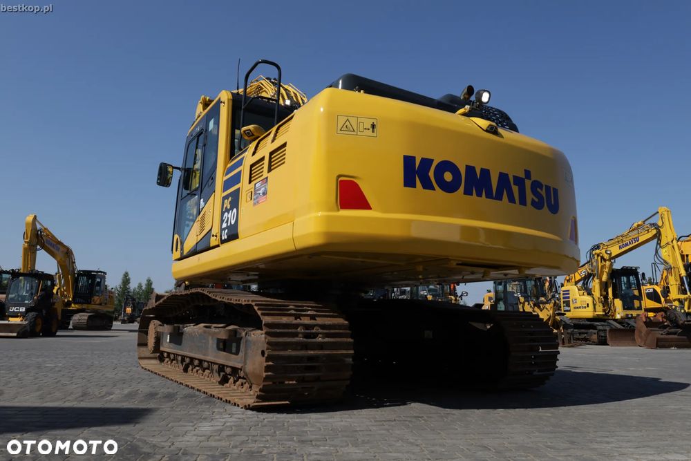 Komatsu PC210LC-11 - 6