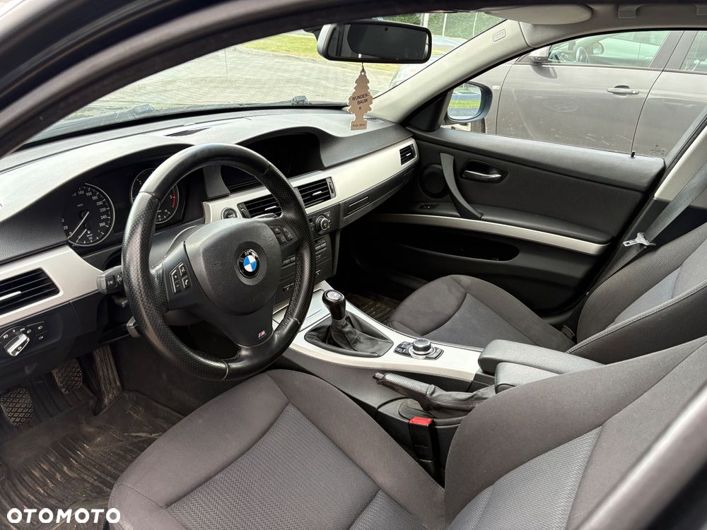 BMW Seria 3 - 12