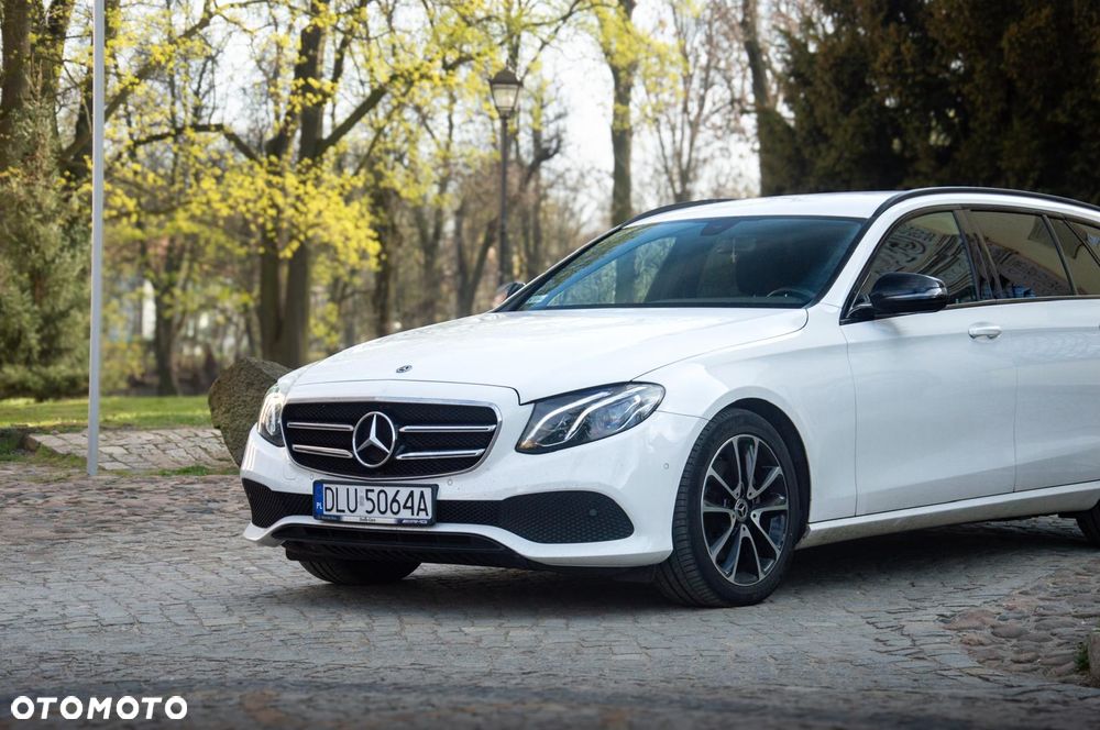 Mercedes-Benz Klasa E - 16
