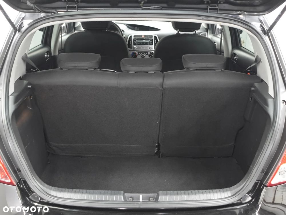 Hyundai i20 - 22