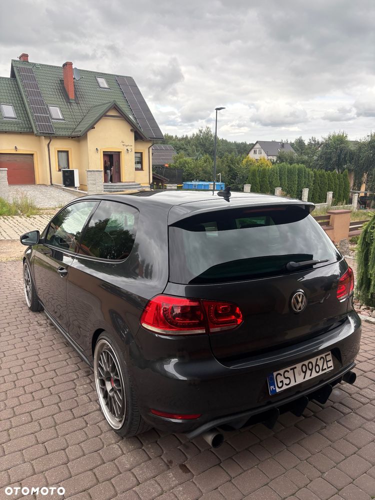 Volkswagen Golf 2.0 TSI GTI - 6