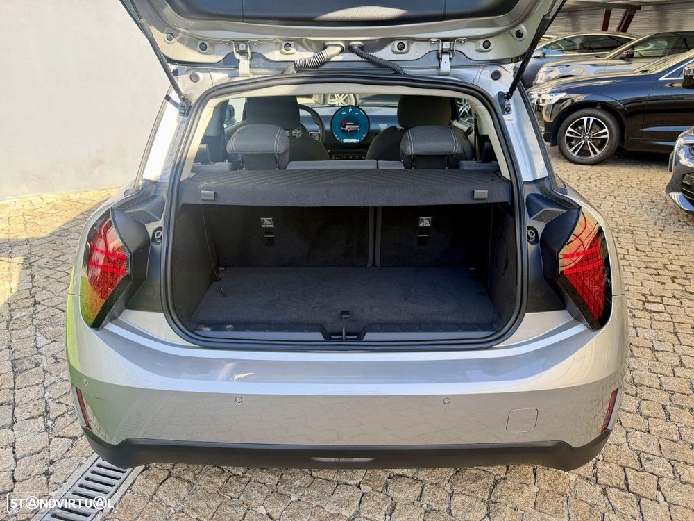 MINI 3 Portas Cooper SE Classic - 16