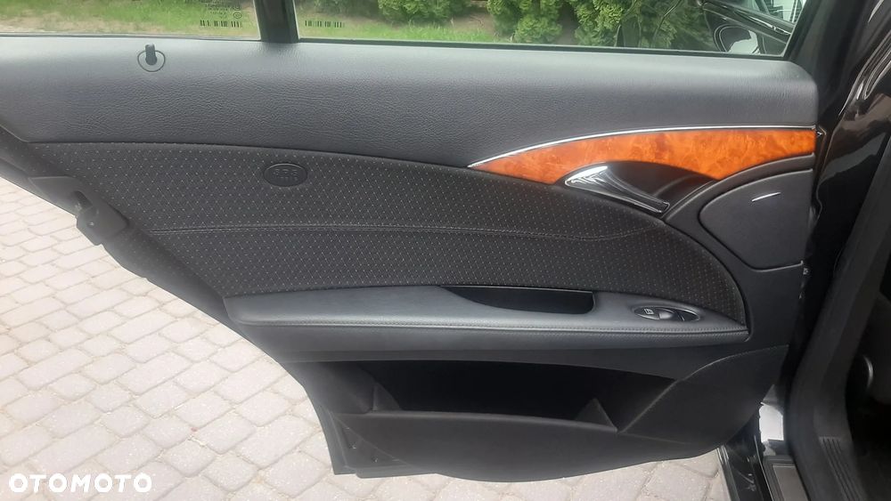 Mercedes-Benz Klasa E 200 Kompressor Automatik Elegance - 33