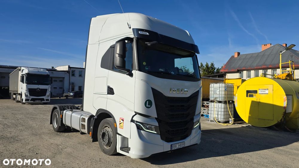 Iveco S-WAY - 3