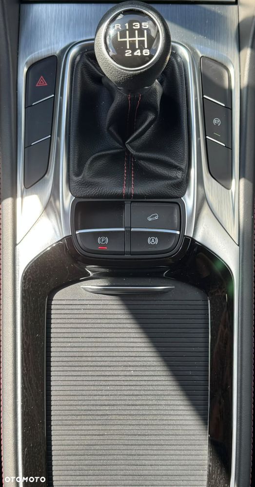 MG HS 1.5 T-GDI Excite - 22