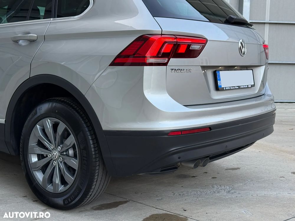 Volkswagen Tiguan 2.0 TDI 4Mot DSG Comfortline - 18