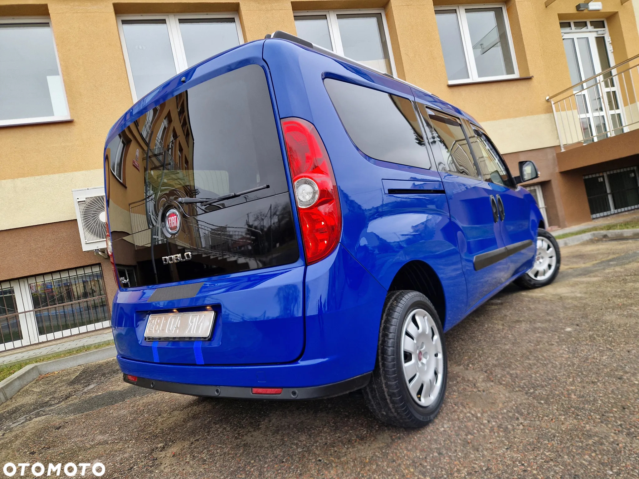 Fiat Doblo 2.0 16V Multijet lang Lounge - 10
