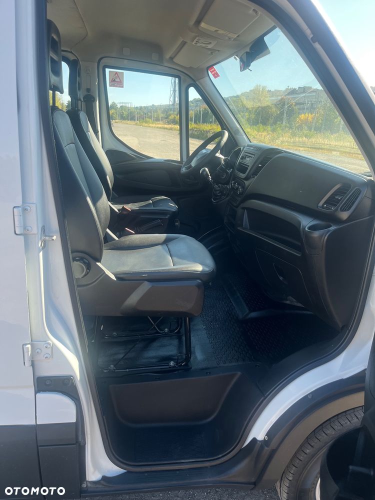 Iveco 35C15 Brygadówka Wywrot HDS - 24