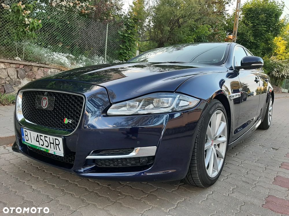 Jaguar XJ 3.0 V6 Kompressor AWD R-Sport - 27