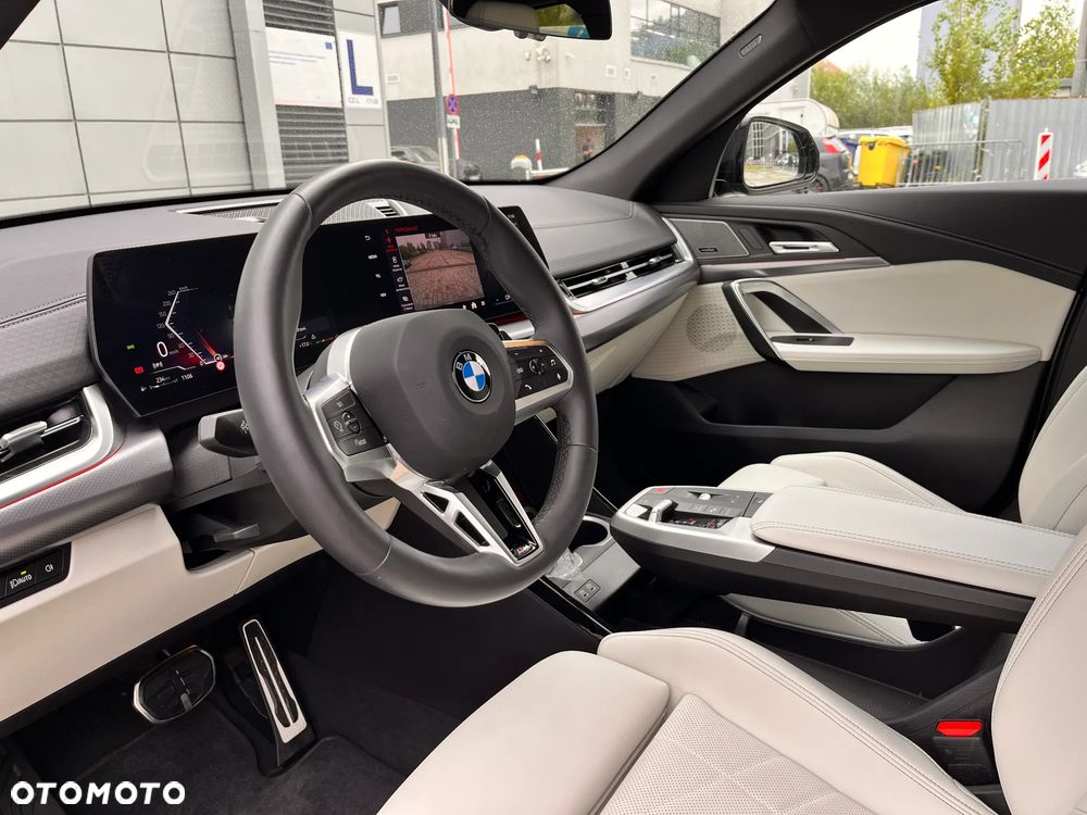BMW X2 - 25