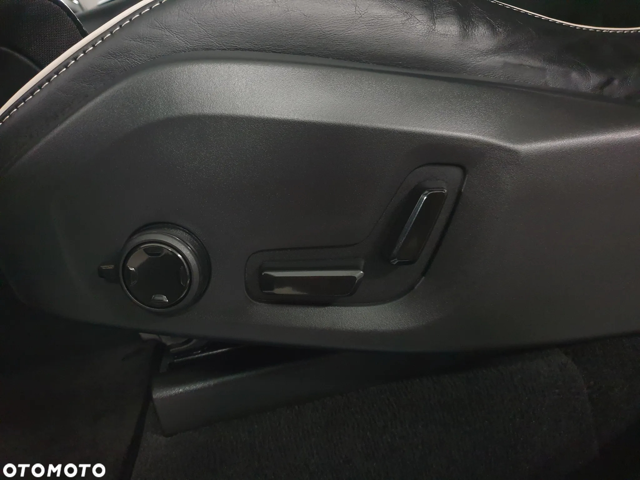 Volvo XC 90 B5 D AWD Geartronic RDesign - 31