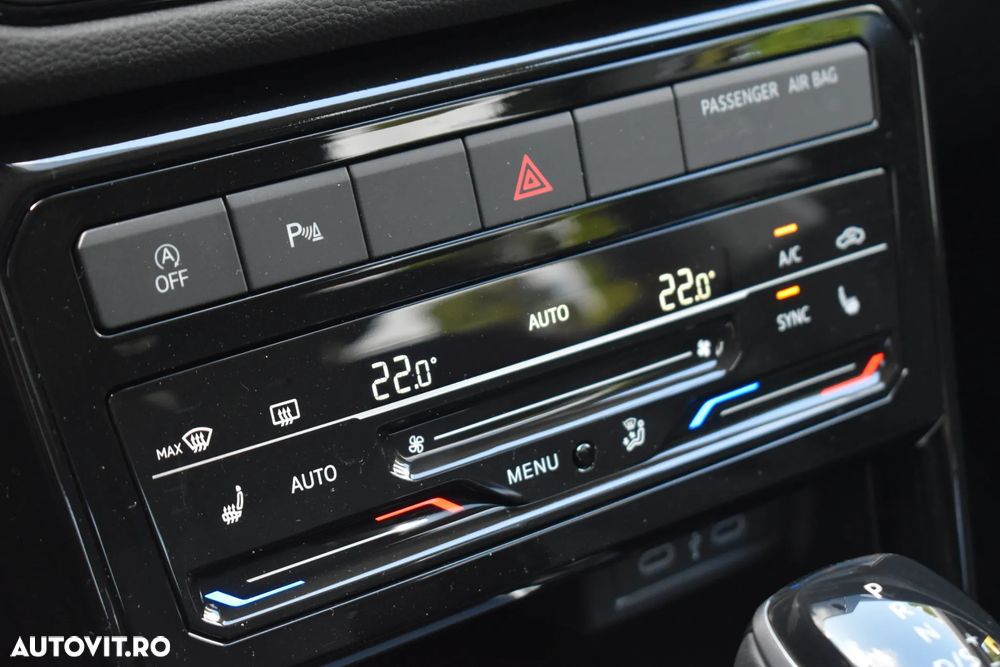 Volkswagen T-Cross 1.0 TSI DSG Prime - 29