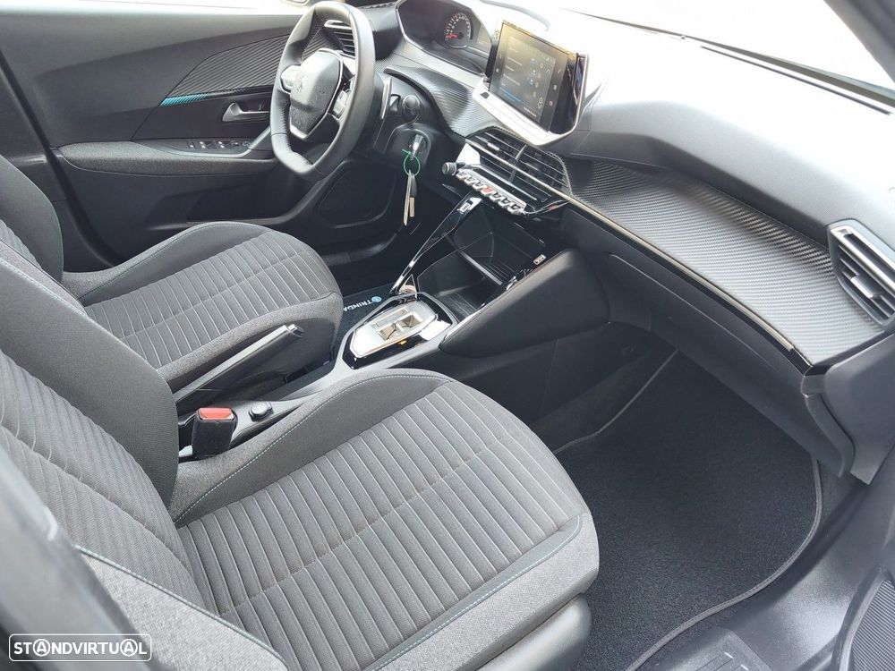 Peugeot 2008 PureTech 130 EAT8 Allure - 29