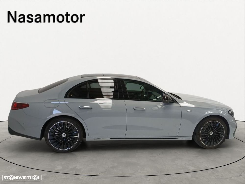 Mercedes-Benz E 300 - 5