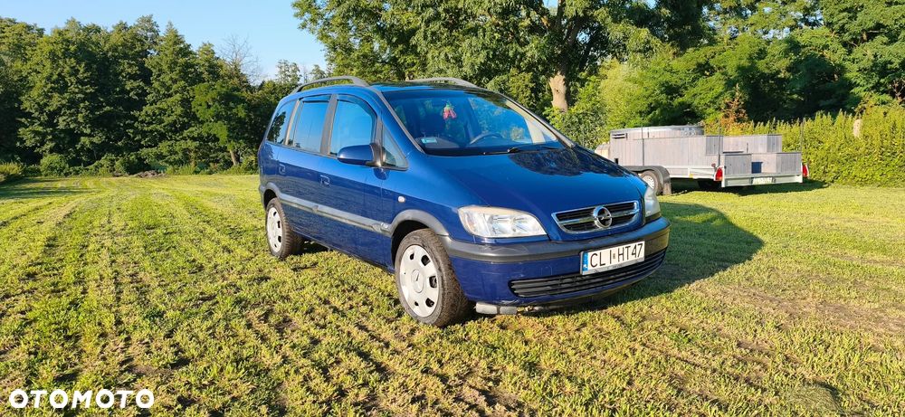 Opel Zafira 1.6 Executive - 2