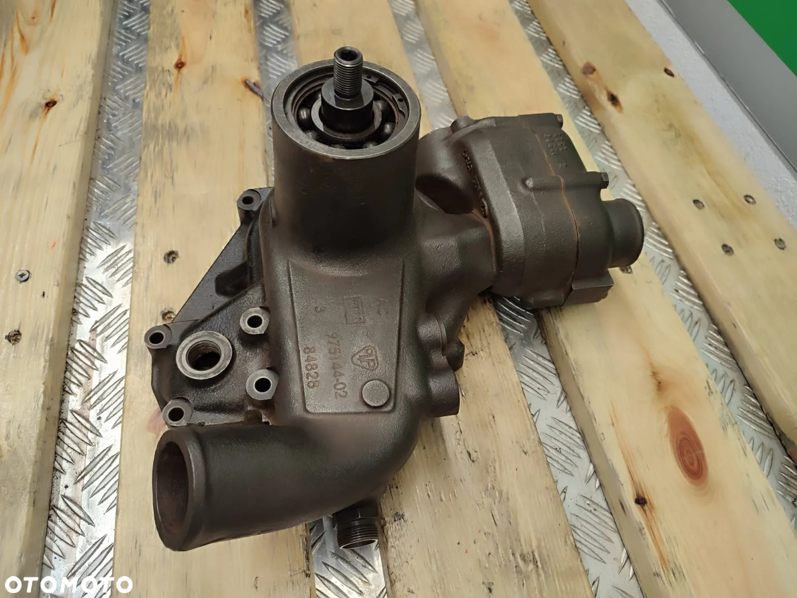 Pompa wody V836867628 ACP055583C Massey Ferguson - 9