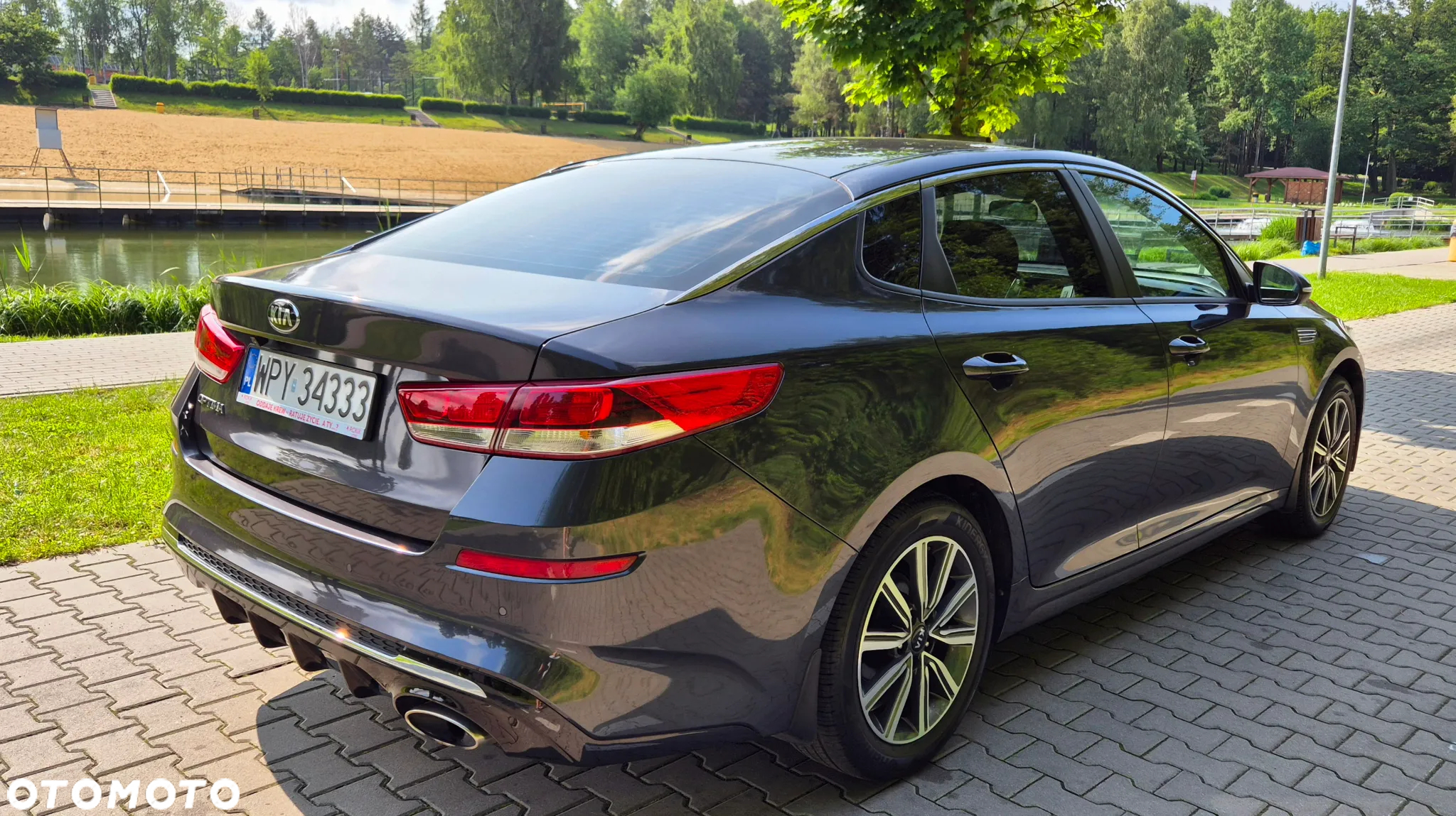 Kia Optima - 7