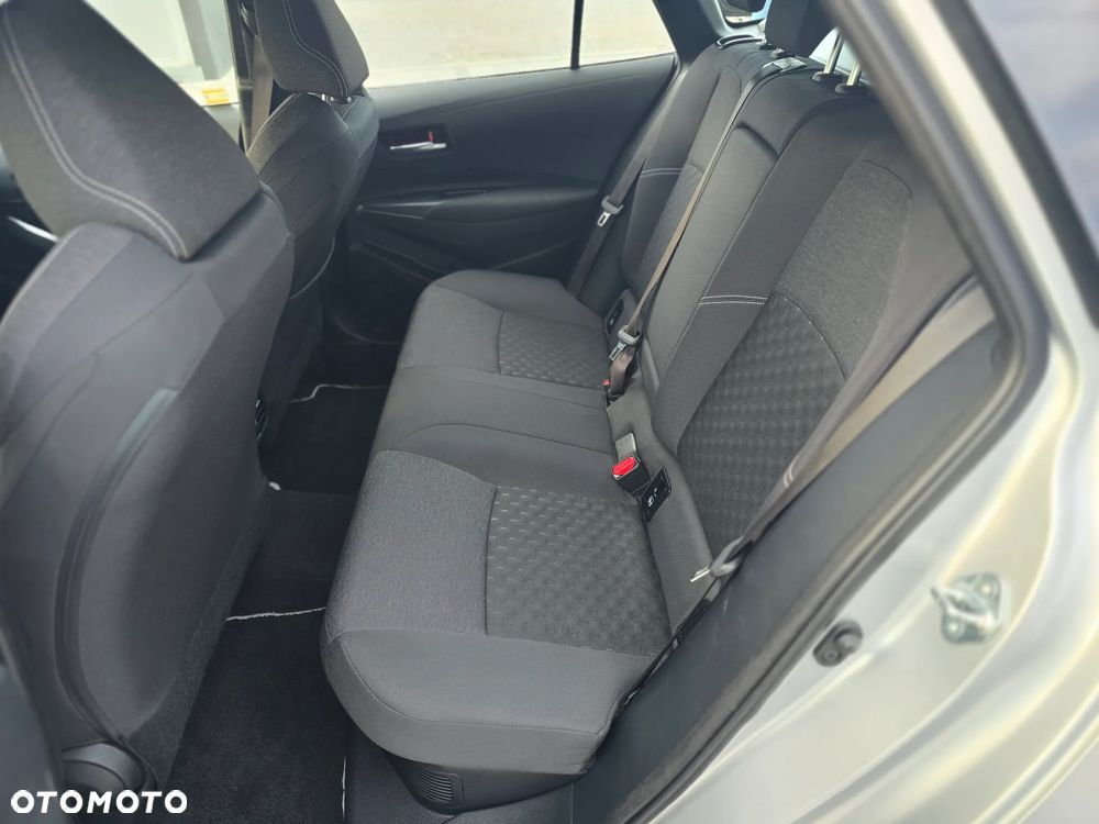 Toyota Corolla 2.0 Hybrid Comfort - 24