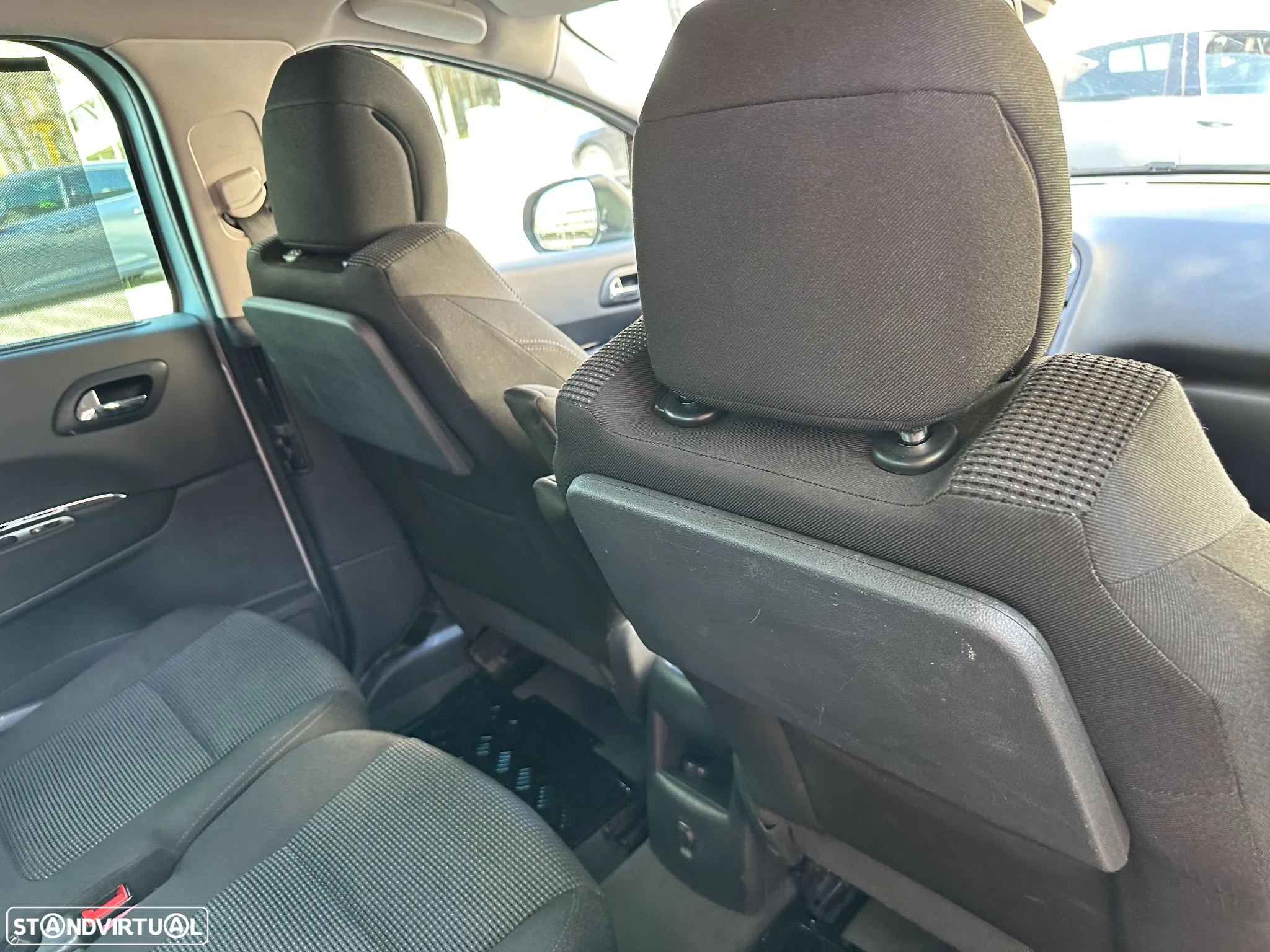 Peugeot 5008 1.6 HDi Executive - 27