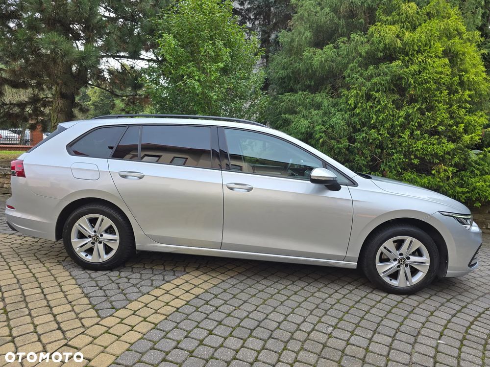 Volkswagen Golf - 10