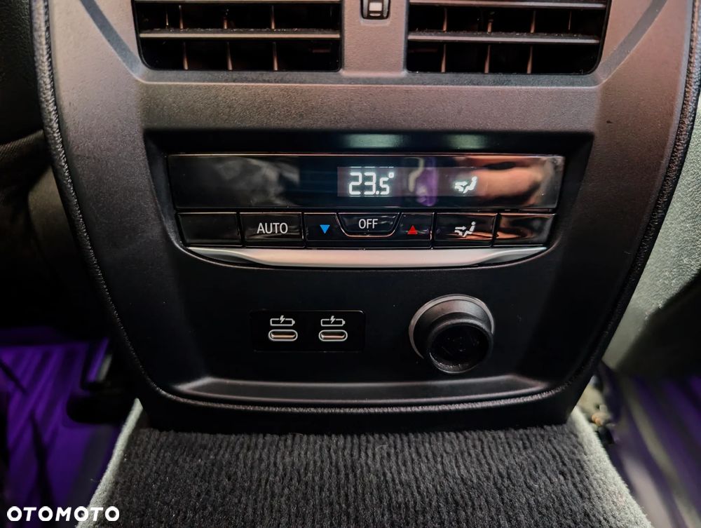 BMW Seria 3 318d Sport Line Shadow - 32