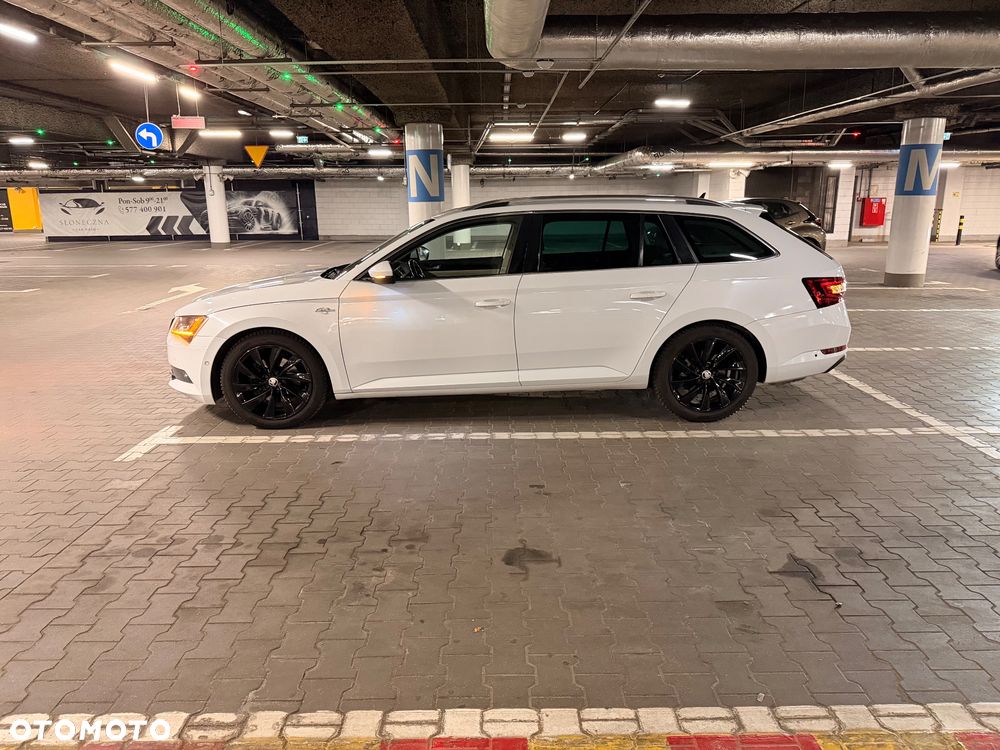 Skoda Superb 2.0 TDI 4x4 L&K DSG - 36