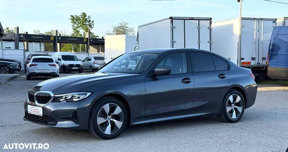 BMW Seria 3 320i AT - 3