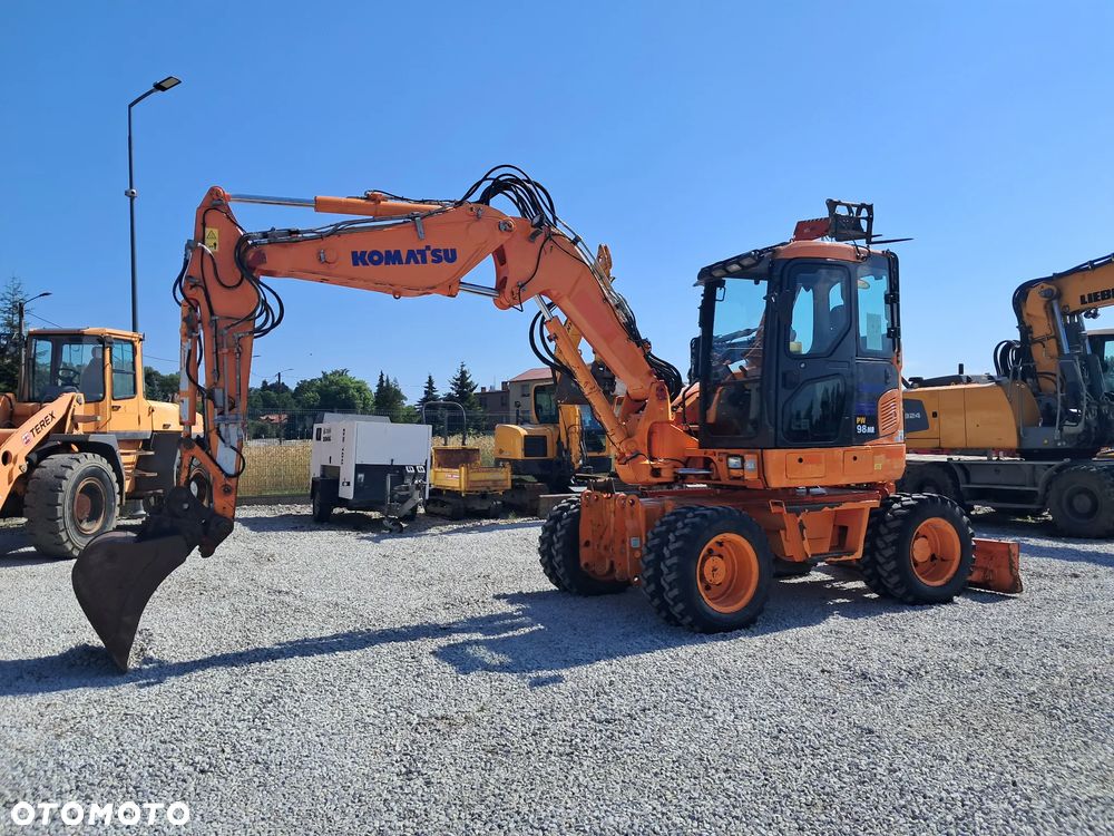 Komatsu PW 98 - 11