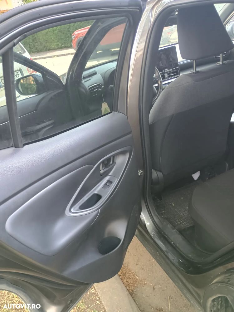 Toyota Yaris Cross - 2