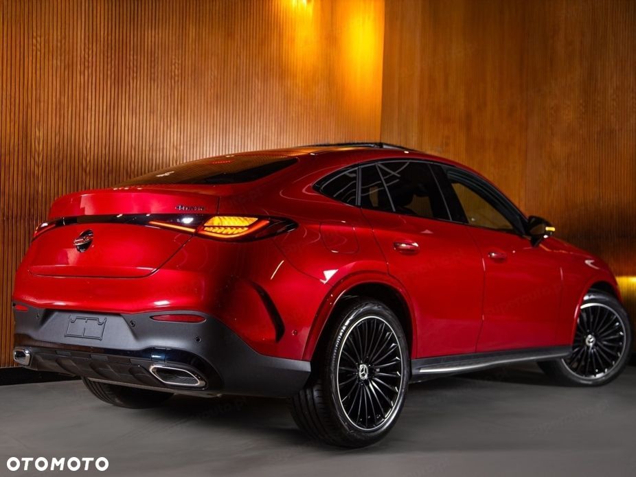 Mercedes-Benz GLC 220 d mHEV 4-Matic AMG Line - 4