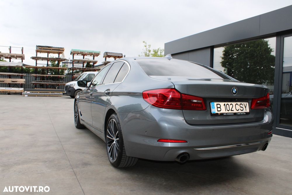 BMW Seria 5 530d xDrive AT - 7