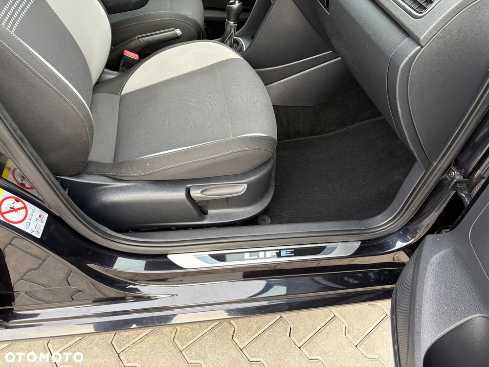 Volkswagen Polo 1.2 TSI Life - 11
